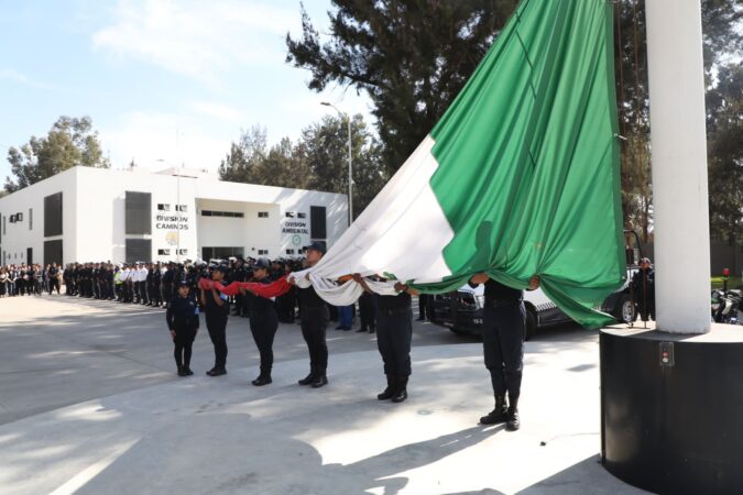 La bandera de México es el alma de nuestro país: titular de SSP