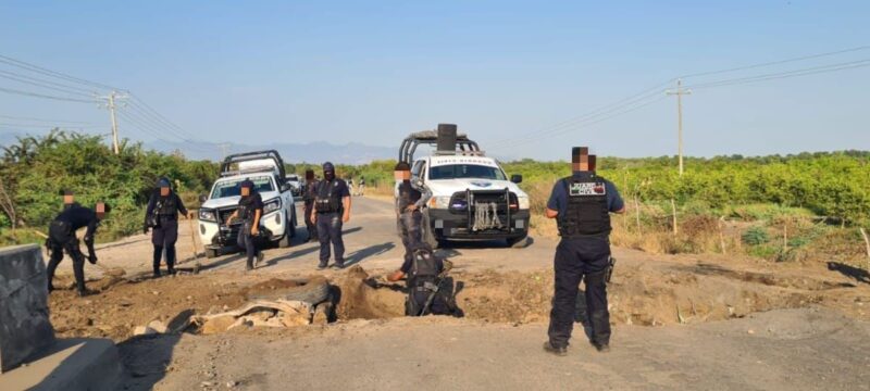 Guardia Civil y Nacional restablecen el tránsito en vialidad de Buenavista