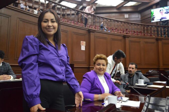 Necesario se implementen obras y acciones concretas para el desarrollo de los municipios: Gloria Tapia