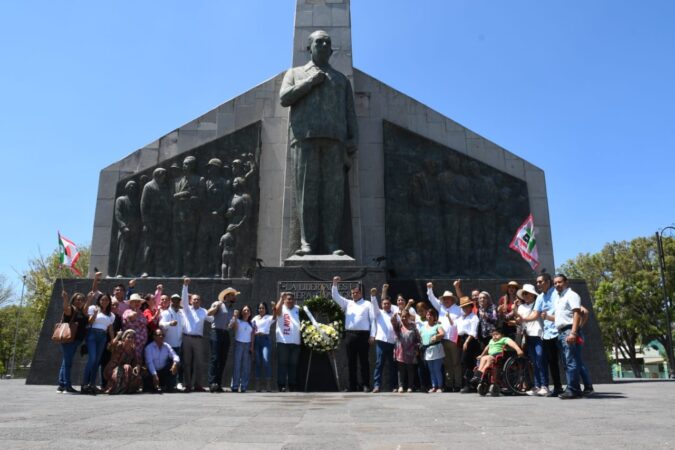 Tenemos que dignificar a la militancia: Memo Valencia