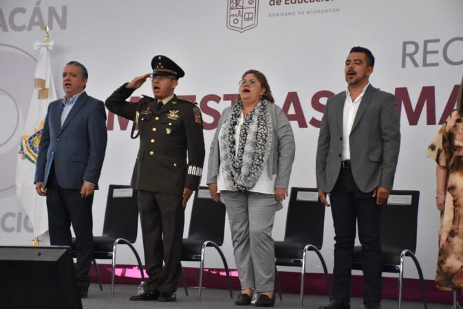 Docentes, fundamentales en la transformación de Michoacán: Julieta García