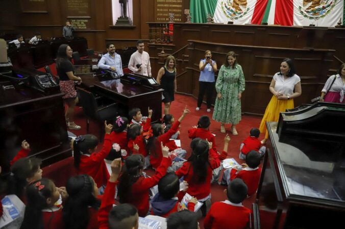 Desde el Parlamento Infantil Incluyente 2023, se legislará en favor de la niñez michoacana: Adriana Hernández