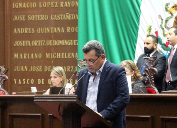 Reyes Cosari presenta iniciativa para que la población en prisión preventiva ejerza su derecho a votar