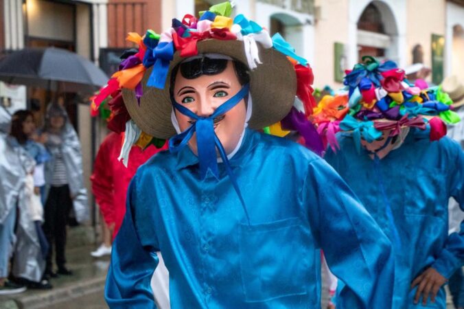 La K’uínchekua viste de colores las calles de Oaxaca