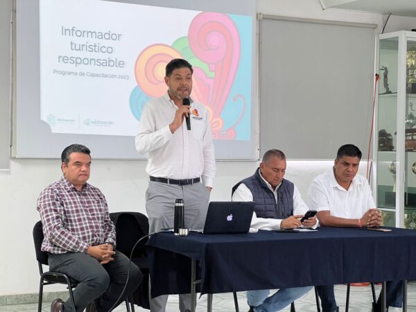 Transportistas de Morelia serán informadores turísticos: Sectur