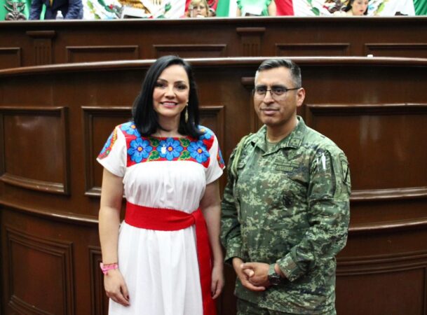 Diputada Adriana Hernández: Colegio Militar, institución que inculca amor a la patria