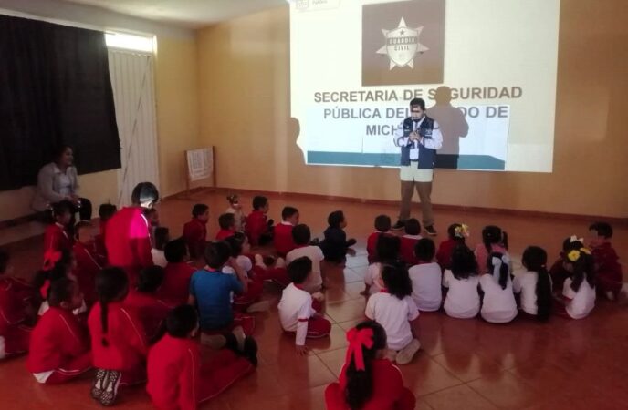 SSP brinda taller educativo a estudiantes de preescolar, en Morelia