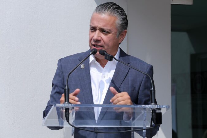 Gobierno estatal reconoce esfuerzo ciudadano para ponerse al corriente en trámites vehiculares: Luis Navarro