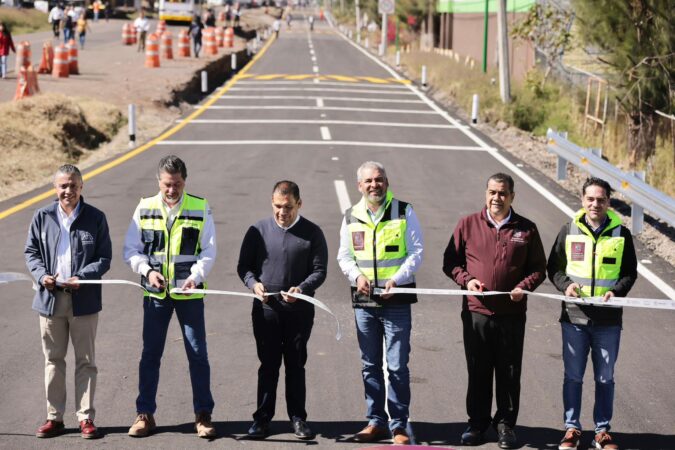 Inaugura Bedolla en Tarímbaro ampliación carretera con 28.6 mdp del Faeispum