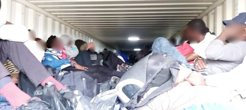 FGR Rescata a 251 migrantes y detiene a 10 personas