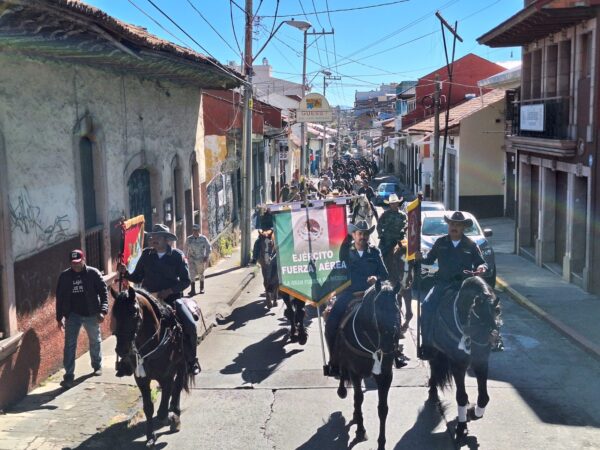 El Ejército Mexicano organiza gran Cabalgata durante la Exposición Militar “La Gran Fuerza de México”.