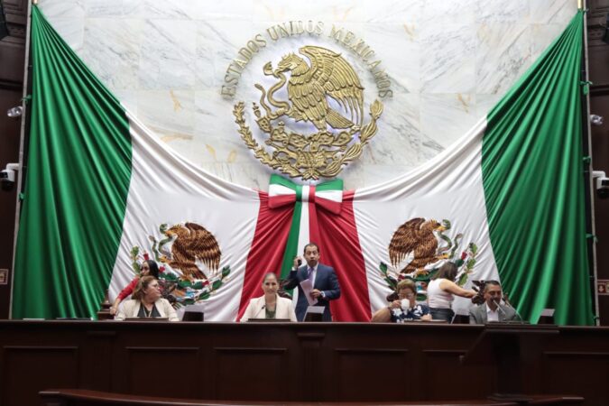 A Juan Bosco Martínez y Nicolás de la Torre, la Presea Melchor Ocampo: 75 Legislatura
