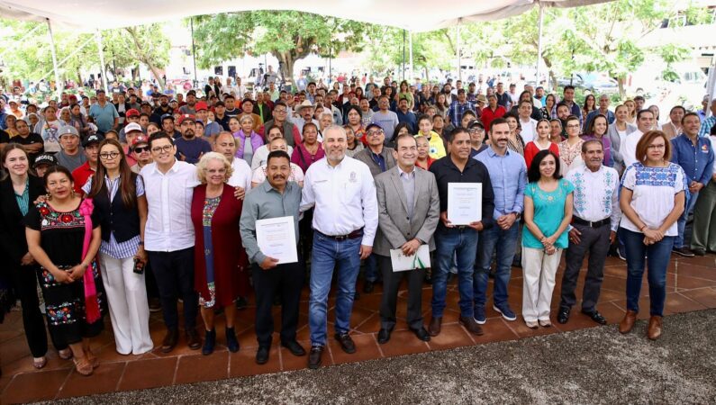 Con certificación se protegen catrinas de Capula y cobre martillado de Santa Clara: Bedolla