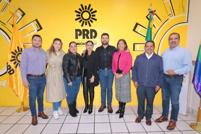 Dirigencia del PRD, recibe a la Senadora electa Araceli Saucedo