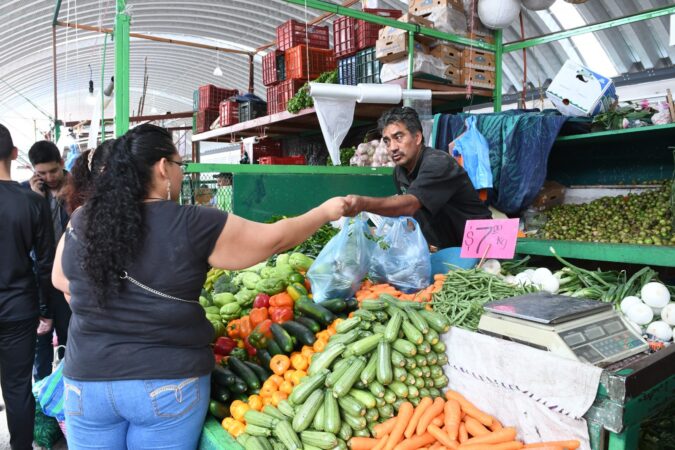 Morelia suma 6 semanas con la canasta básica en menos de mil pesos: Sedeco