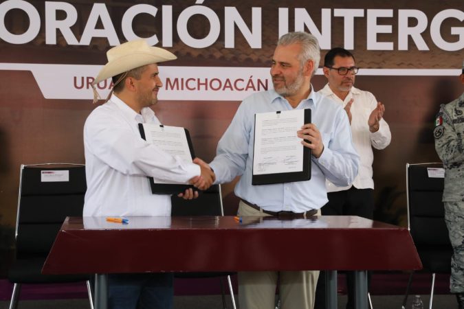 Bedolla y Manzo firman convenio para fortalecer la seguridad en Uruapan