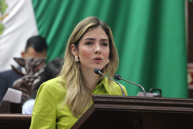 Propone  Brissa Arroyo  mayor vinculación del Congreso local con ciudadanía