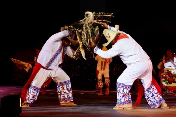 Inicia la K’uínchekua 2025: el espíritu de nuestros ancestros danza en Tzintzuntzan